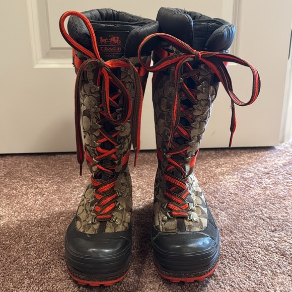 Coach winter boots. Size 7.5M. Above the calf. - Picture 4 of 13
